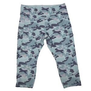 Dip Womens Blue/Teal/Pink Camo Capri Yoga Athletic Stretchy Pants Size 3X Plus